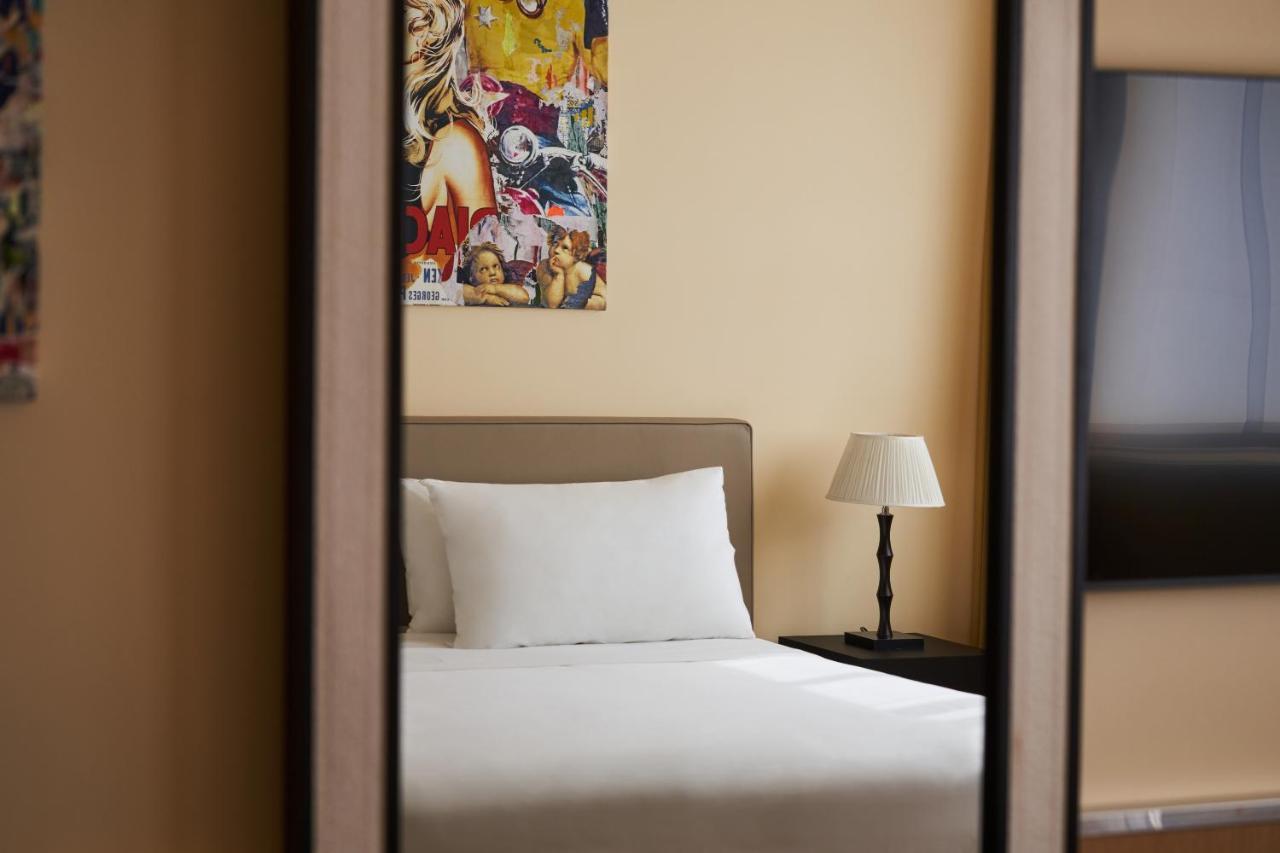 Una Hotels Malpensa Cerro Maggiore Exterior photo